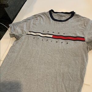 Tommy Hilfiger Gray Tee Men’s size XS